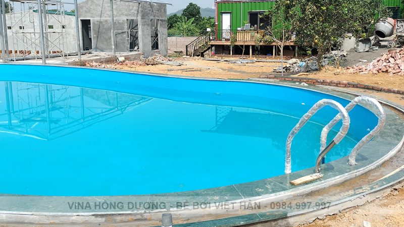 Bể uốn lượn – Chị Thoa, Ba Vì, Hà Nội