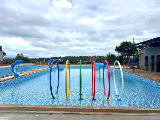 thiet-ke-thi-cong-be-boi