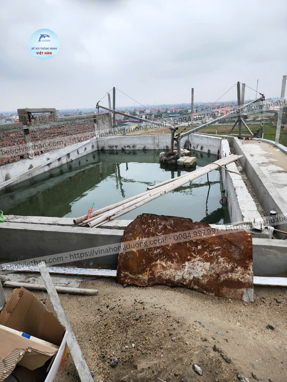 Thi Công Bể Bơi Trên Tầng Thượng Tại Hưng Yên